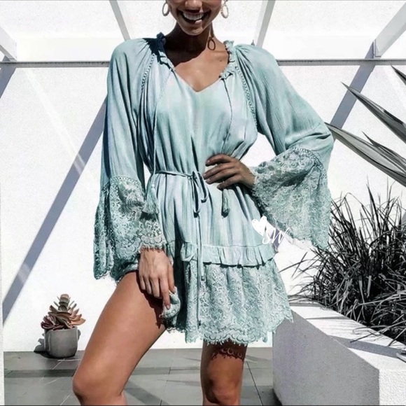 Dresses & Skirts - Lace Bell Sleeve Boho Gypsy Dress Mint Green-Blue